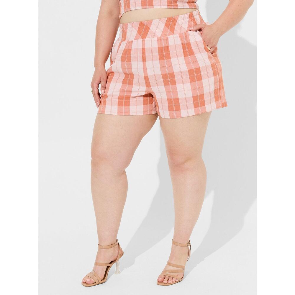 Torrid Apricot Brandy 5" Pull-on Poly Seersucker Mid Rise Shorts, NWT